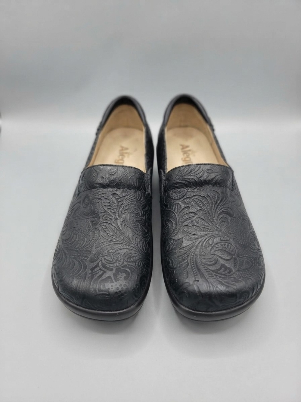 Alegria Keli Black Embossed Leather Slip Resistant Clogs Shoes Sz 39 US 8-8.5 EU